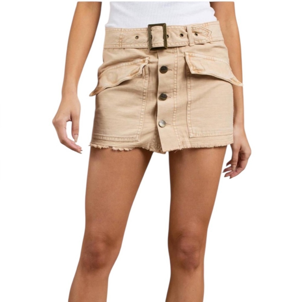 Free People Hang On Tight Belted Utility Mini Skirt in Sand Size 6 NWOT - Picture 1 of 14
